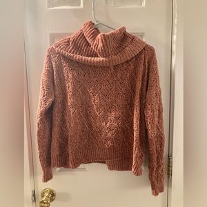 Soft patterned sweater, size M